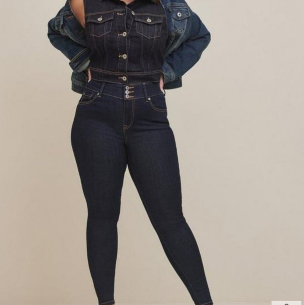 Torrid Jegging Super Soft size 14R - NWT
